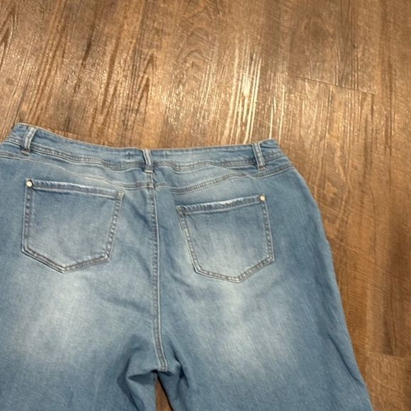 Est. 1946 Ruffle Hem High Rise/Waist Denim Cropped Blue Jeans Size 18W Women’s - Picture 5 of 7